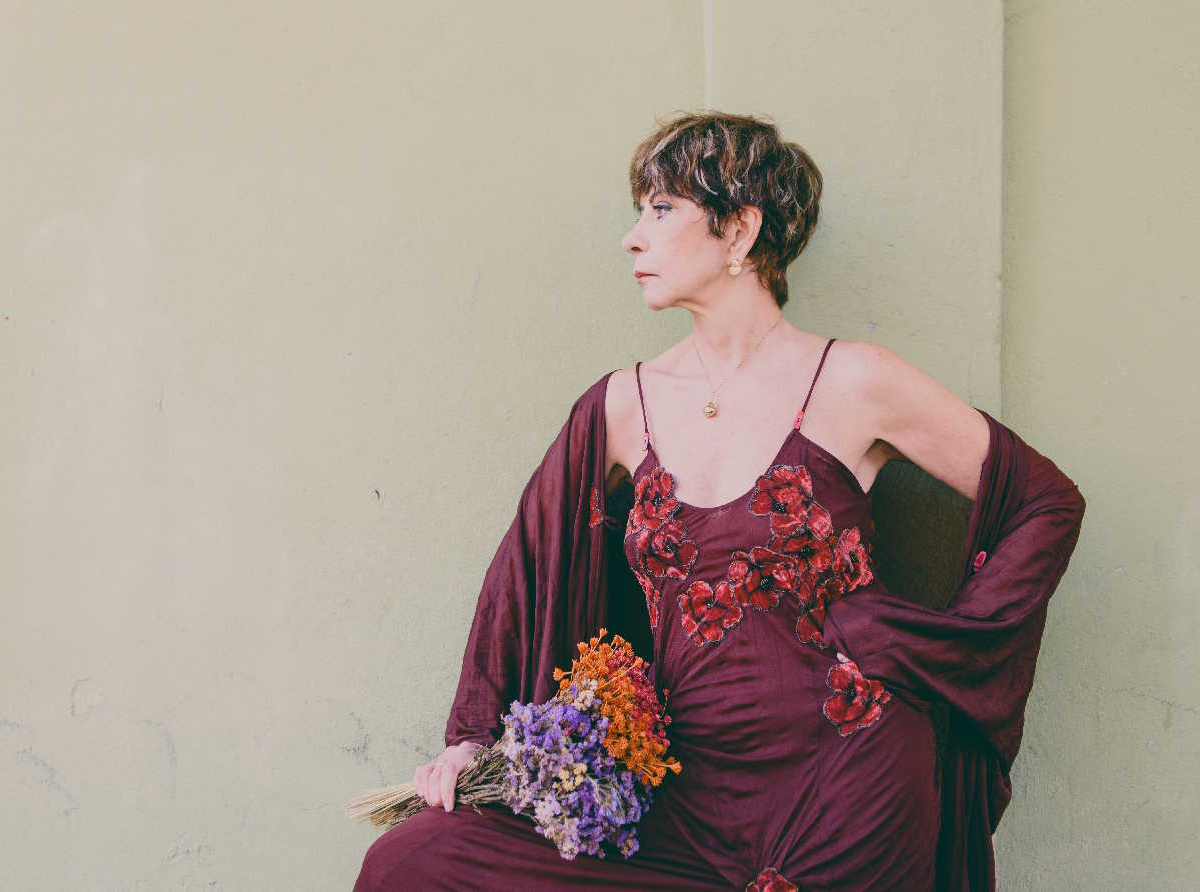 Sandra Pêra canta Gonzaguinha no show 